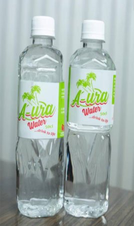 This image has an empty alt attribute; its file name is A-Ura-Water-50cl.jpg